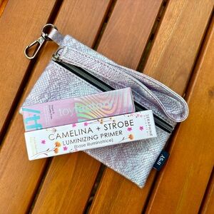 💕Beauty Bundle💕 Snake Print Wristlet, Toy Factory Gloss & Camelina+Strobe Primer